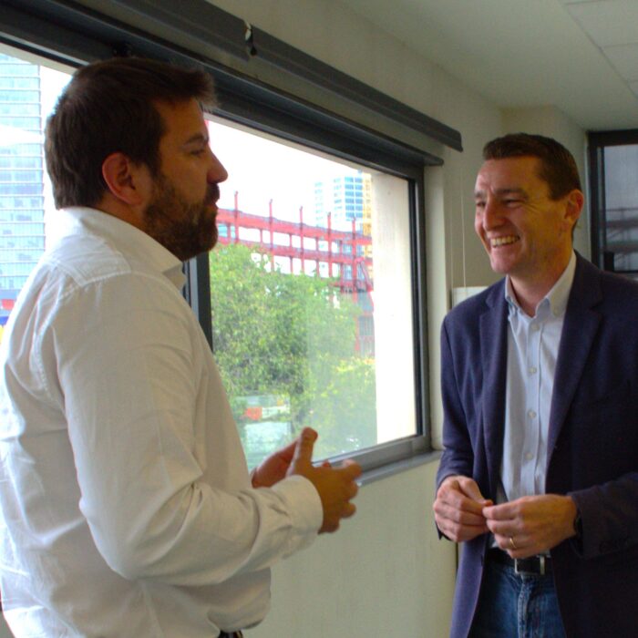 Durante el proyecto que realizó Peninsula junto a I2Cat y CTTI, se realizó el primer concurso GovTech, donde se ganaron las startups: Connecthink, Accesit Inclusivo, y Omnios, con cinco proyectos y presentando soluciones de incorporación de IA